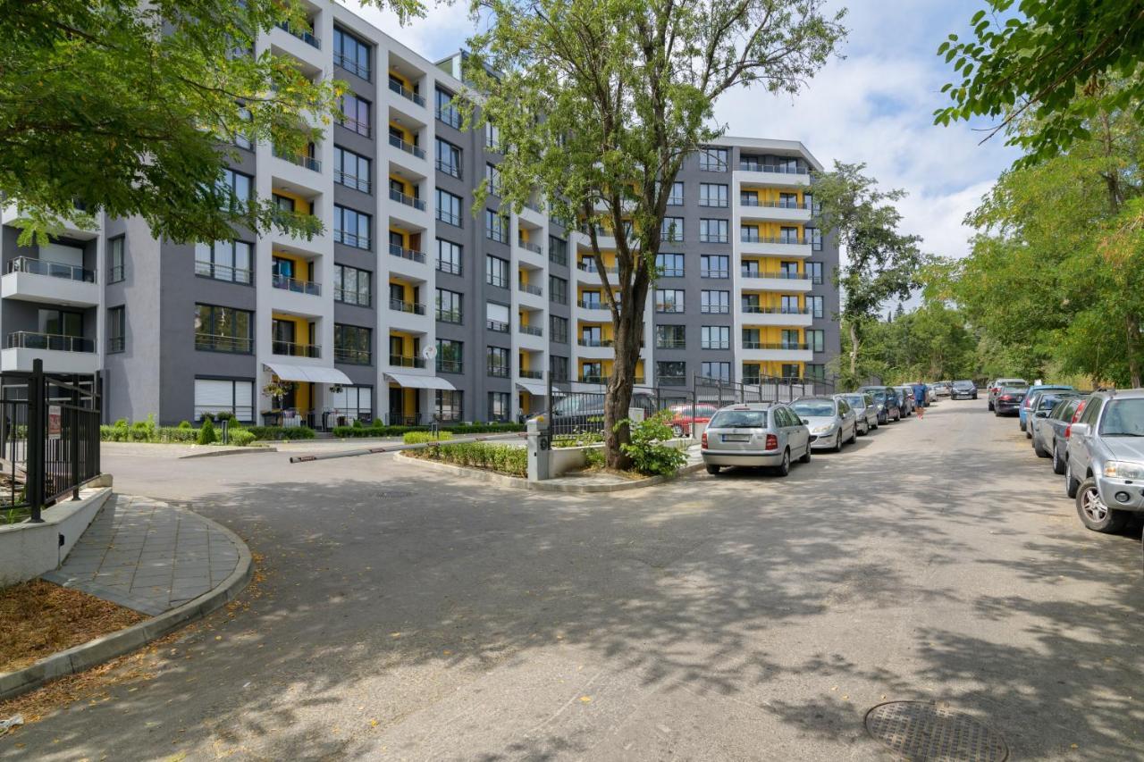 Apartment A'More Saints Constantine and Helena Екстер'єр фото