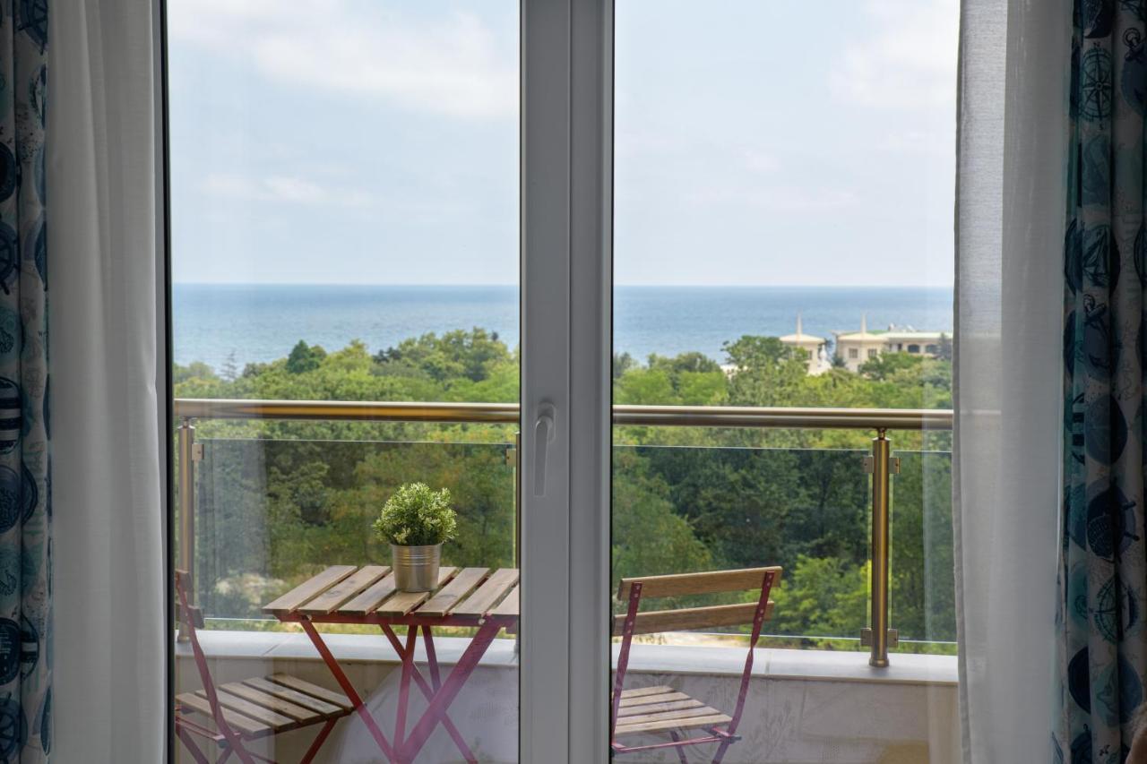 Apartment A'More Saints Constantine and Helena Екстер'єр фото